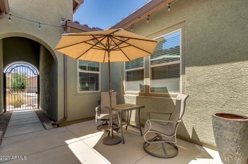 1634 Mia Ln, Gilbert, AZ 85298-3210