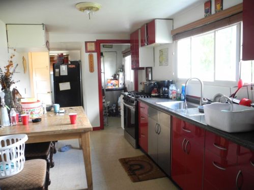 3741 Chartiers Ave, Pittsburgh, PA 15204-1106