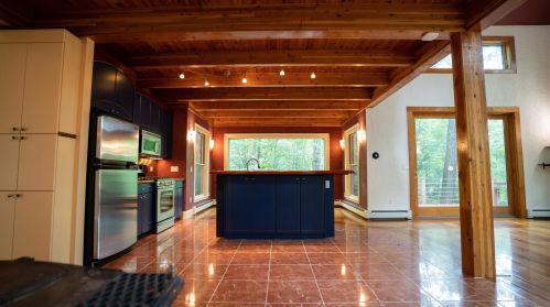 1044 Plain Rd, Hinsdale NH  03451-2150 exterior