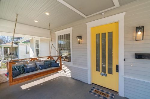 3808 Pine St, Greenville TX  75401-5322 exterior