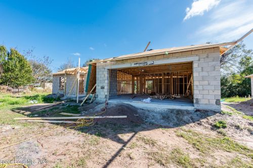 830 Kenilworth Ct, Titusville, FL 32780-7757
