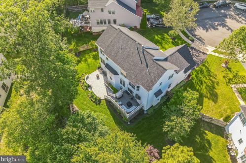 15575 Kelley Farm Ct, Woodbridge VA  22193-5784 exterior