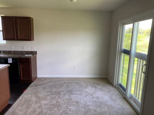 120 Leslie Farms Dr, Evans City PA  16033-4722 exterior