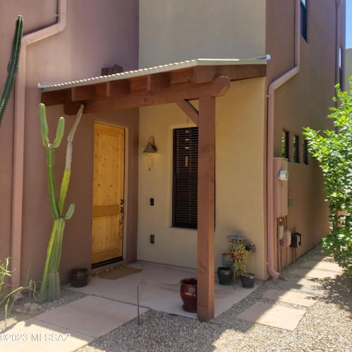 262 Croydon Park Rd, Tucson, AZ 85704-5774