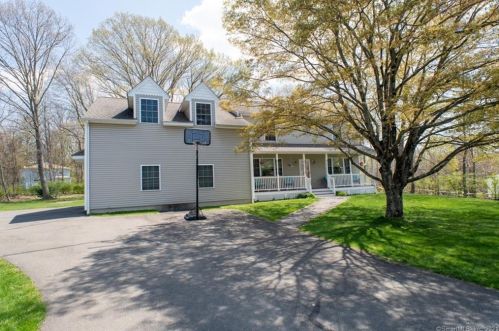 101 High St, Derby, CT 06418-2038