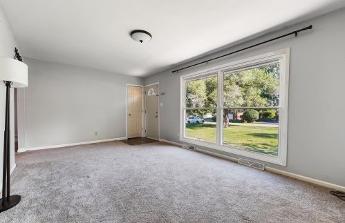 4911 Harman Dr, Franklin OH  45005-5011 exterior