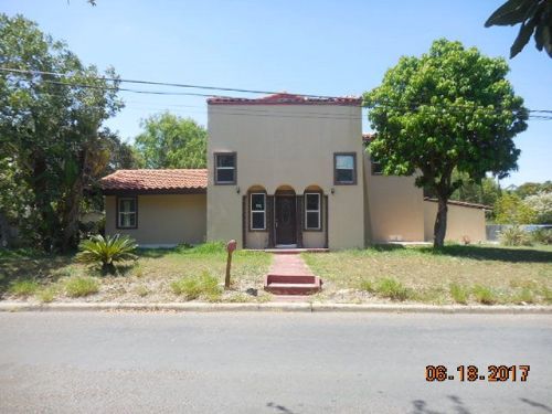 310 8 St, Weslaco TX  78596-6709 exterior