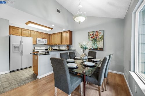 1553 Buttercup Ct, Livermore CA  94551-6718 exterior