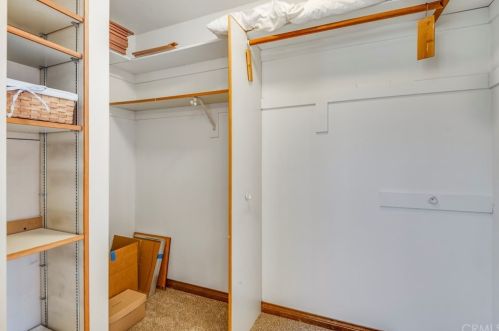 17 Malaga Pl, Manhattan Beach CA  90266-0072 exterior