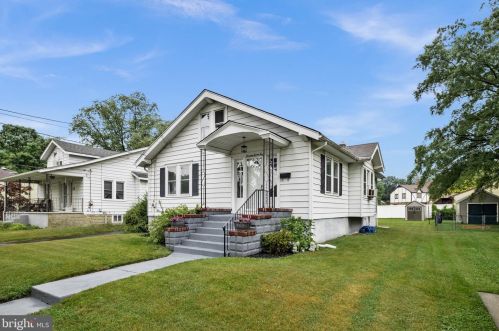 1325 Puritan Ave, West Deptford, NJ 08096-1031