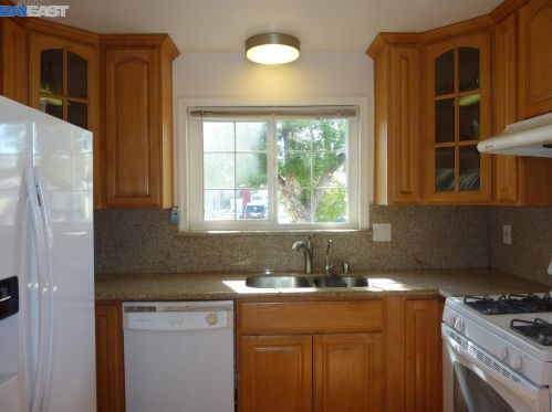 268 Royce Way, West Pittsburg CA  94565-4700 exterior