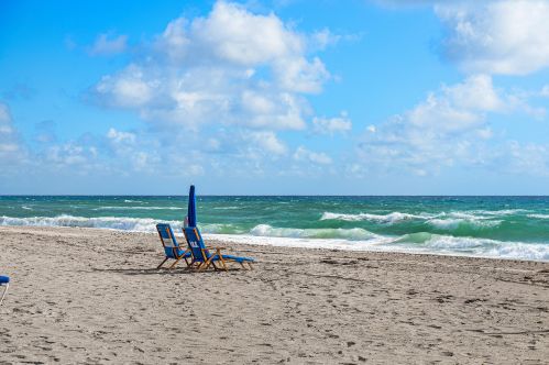 828 Kokomo Key Ln, Delray Beach FL  33483-6027 exterior