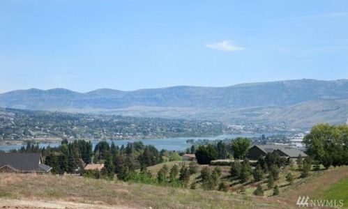 893 Sage Crest Dr, Wenatchee WA  98801 exterior