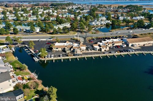 37964 Fenwick Cir, Selbyville DE  19975-4139 exterior