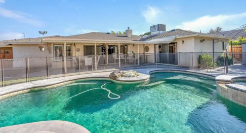 1047 Tyler Ave, Los Banos CA 93635-4839 exterior