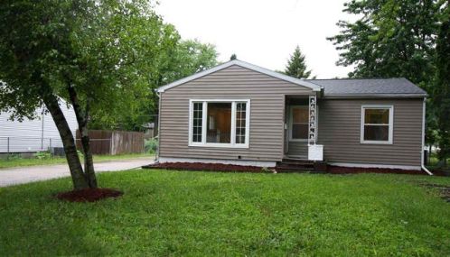 1248 Westland Ave, Waterloo, IA 50701-3257
