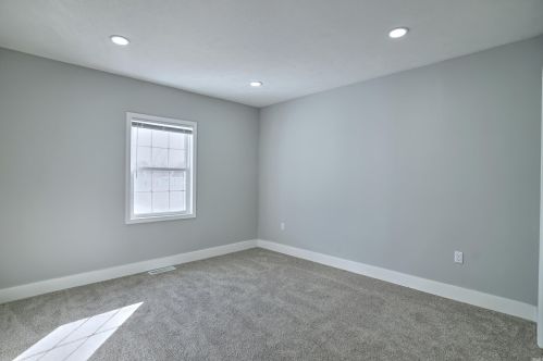 330 Marion St, Mishawaka IN  46545-6512 exterior