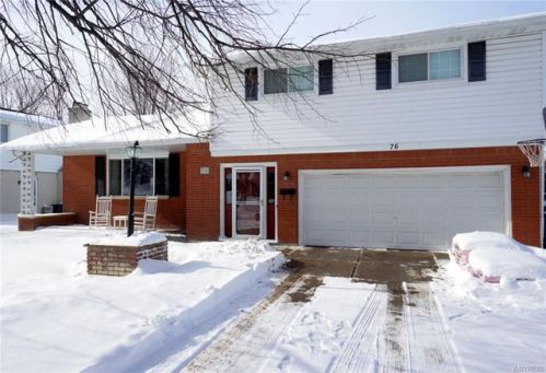76 Ranch Trl, Buffalo, NY 14221-2437