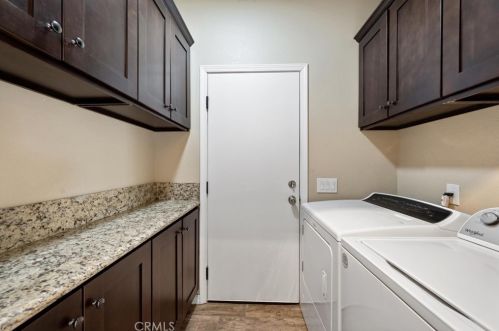 33645 Breckenridge Trl, Wildomar CA  92595-8482 exterior