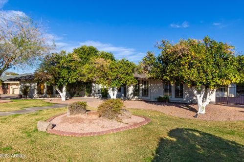 1834 Hope St, Mesa, AZ 85203-3927