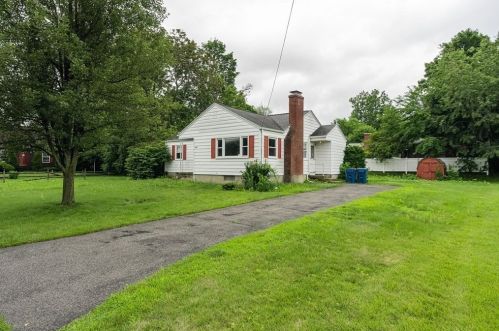 68 Calvin Cir, West Springfield, MA 01089-2851