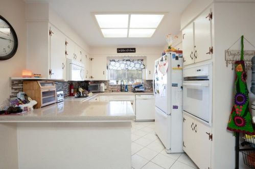 1341 Loma Vista Dr, Hollister CA  95023-6209 exterior