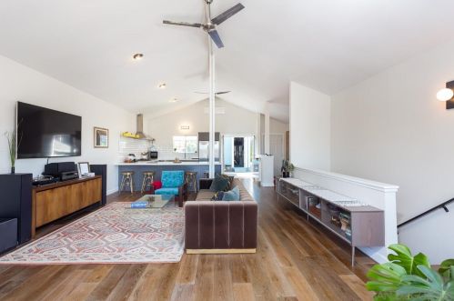 1407 Edgemont St, San Diego CA 92102-1210 exterior