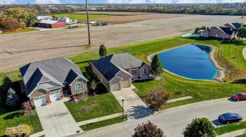 5758 Dill Blvd, Englewood, OH 45315-7940