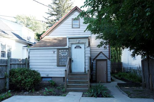 606 Locust St, Milwaukee WI 53212-2545 exterior