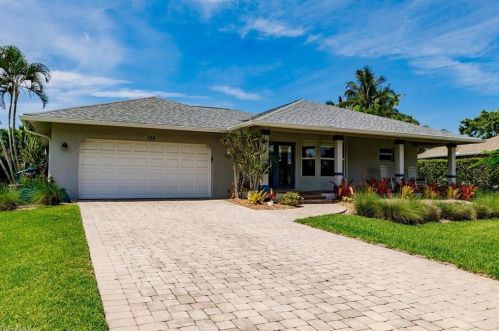 188 Sharwood Dr, Naples, FL 34110-5720