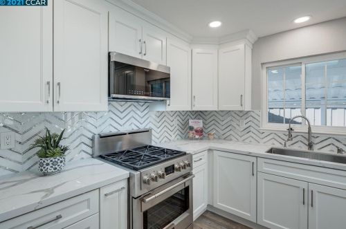 69 Fordham Ct, Concord CA  94523-1523 exterior