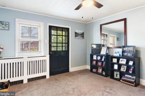 30 Main St, Camp Hill PA  17011-6326 exterior