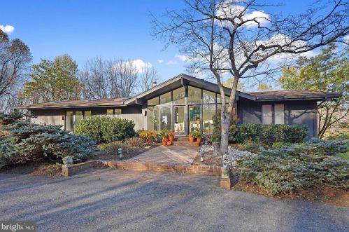 603 Willow Glen Rd, Kennett Sq, PA 19348-2118