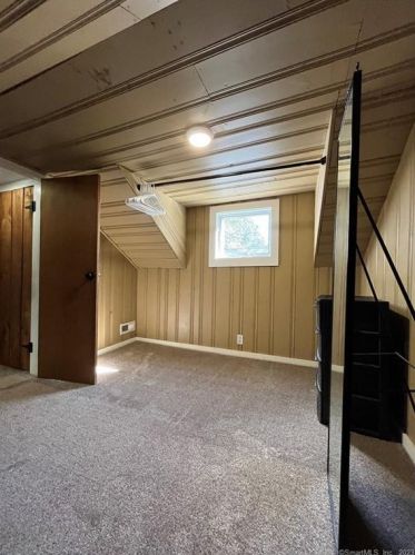 74 Vergason Ave, Norwich CT  06360-2108 exterior