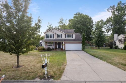 3586 Hiatt Ave, Amelia, OH 45102-2368