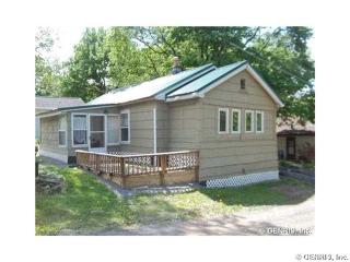 5084 Lake Rd, Honeoye, NY 14471-9669