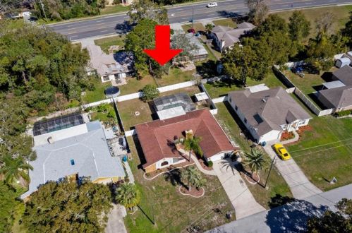 8401 Valmora St, Brooksville, FL 34608-6050