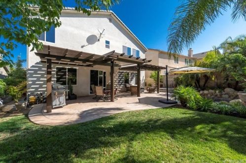 29236 Discovery Ridge Dr, Santa Clarita CA  91390-5761 exterior