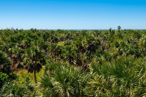 5298 Umbrella Pool Rd, Sanibel FL  33957-2407 exterior