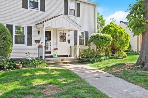 465 Sylvan Knoll Rd, Stamford, CT 06904-5354