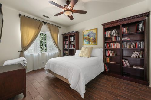 106 Clearwater Way, Rancho Mirage CA  92270-1754 exterior