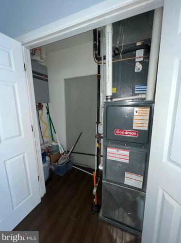 7912 Ardleigh St, Philadelphia PA  19118-4402 exterior