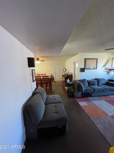 5919 Monte Cristo Ave, Glendale AZ 85306-2231 exterior