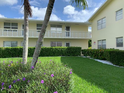 186 Sheffield H, West Palm Beach, FL 33417-1509