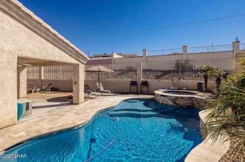 2761 Hidden Valley Dr, Lake Havasu City, AZ 86404-3993
