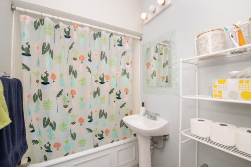 2535 Downer Ave, Milwaukee WI  53211-4240 exterior