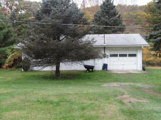 613 Willow Ln, Ligonier, PA 15658-2139