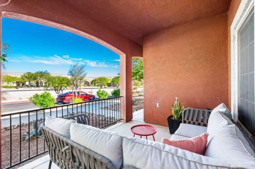 67761 Rio Vista Dr, Cathedral City CA  92234-8636 exterior