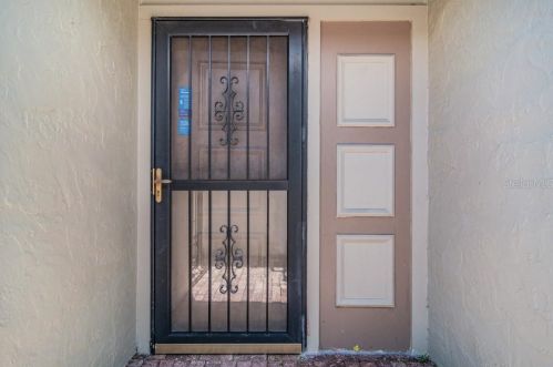 256 Las Flores, Winter Haven FL  33884-3635 exterior