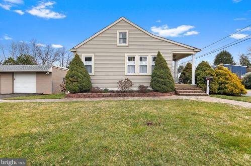 15 Odessa Ave, Wilmington, DE 19809-1432